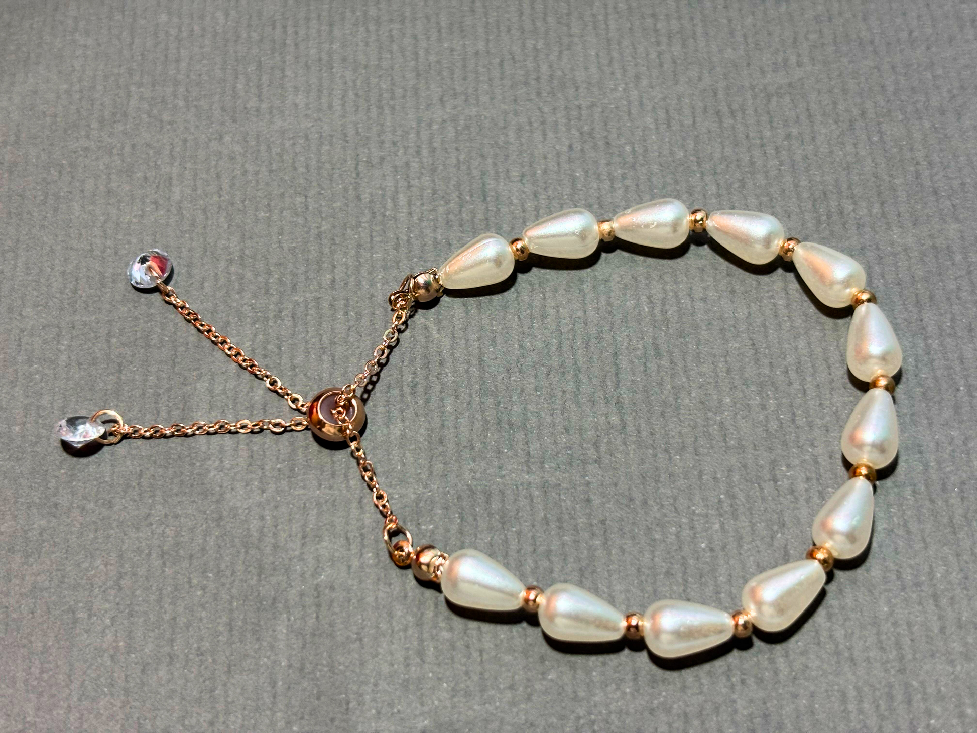 Dewdrop Pearl Bracelet Buyinby